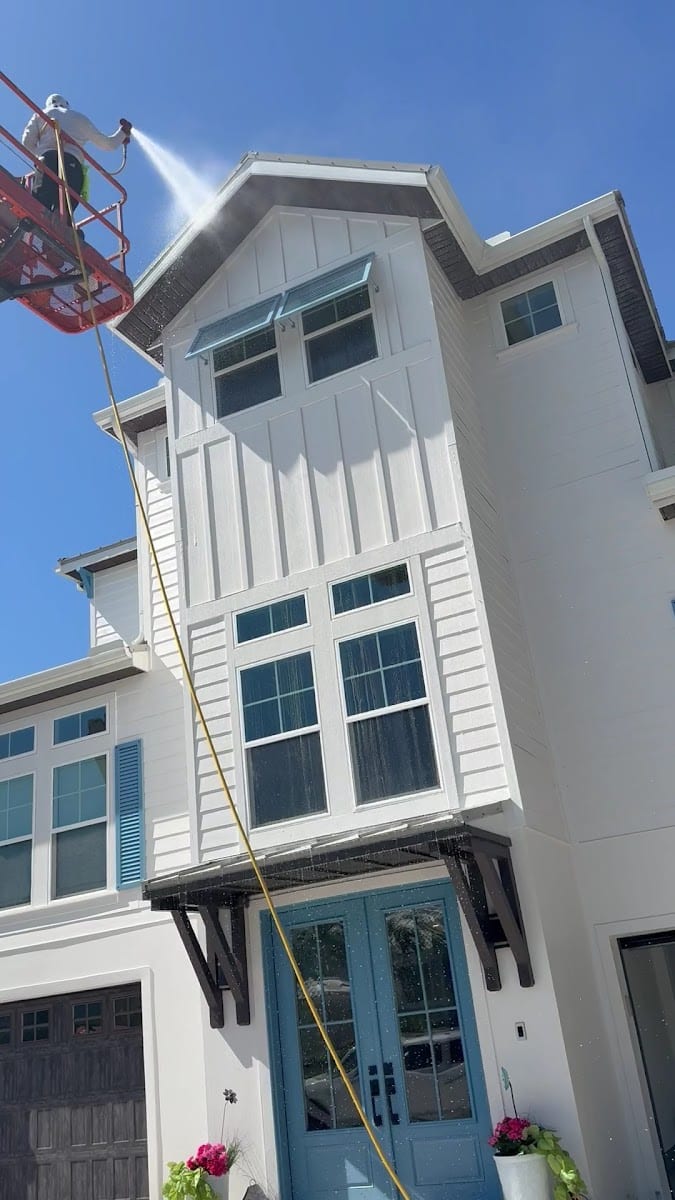 SRQ Paint and Wash, photo 3