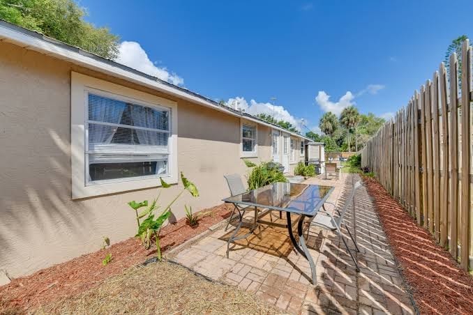 Sunny Oasis Getaway -Heated Pool-Mini Golf-Near Beach, photo 3
