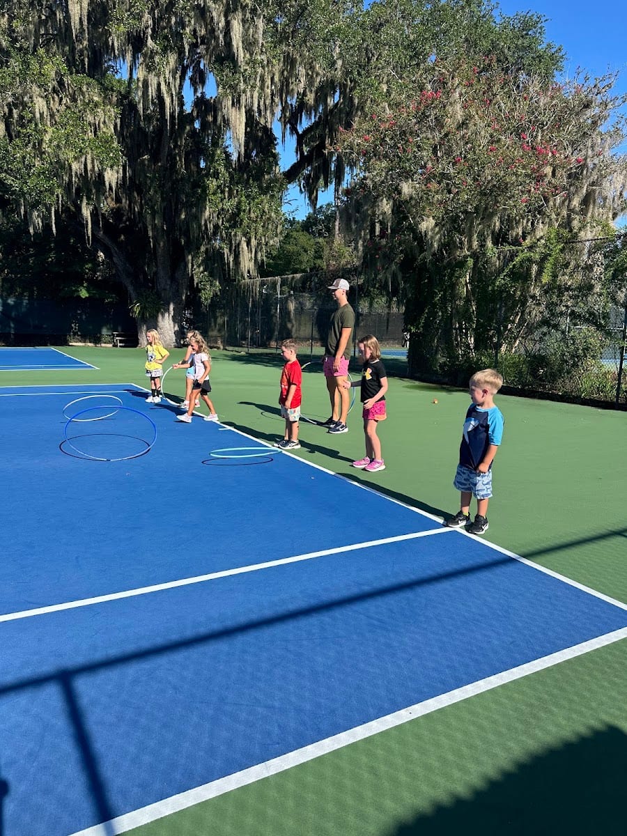 Club Continental Tennis