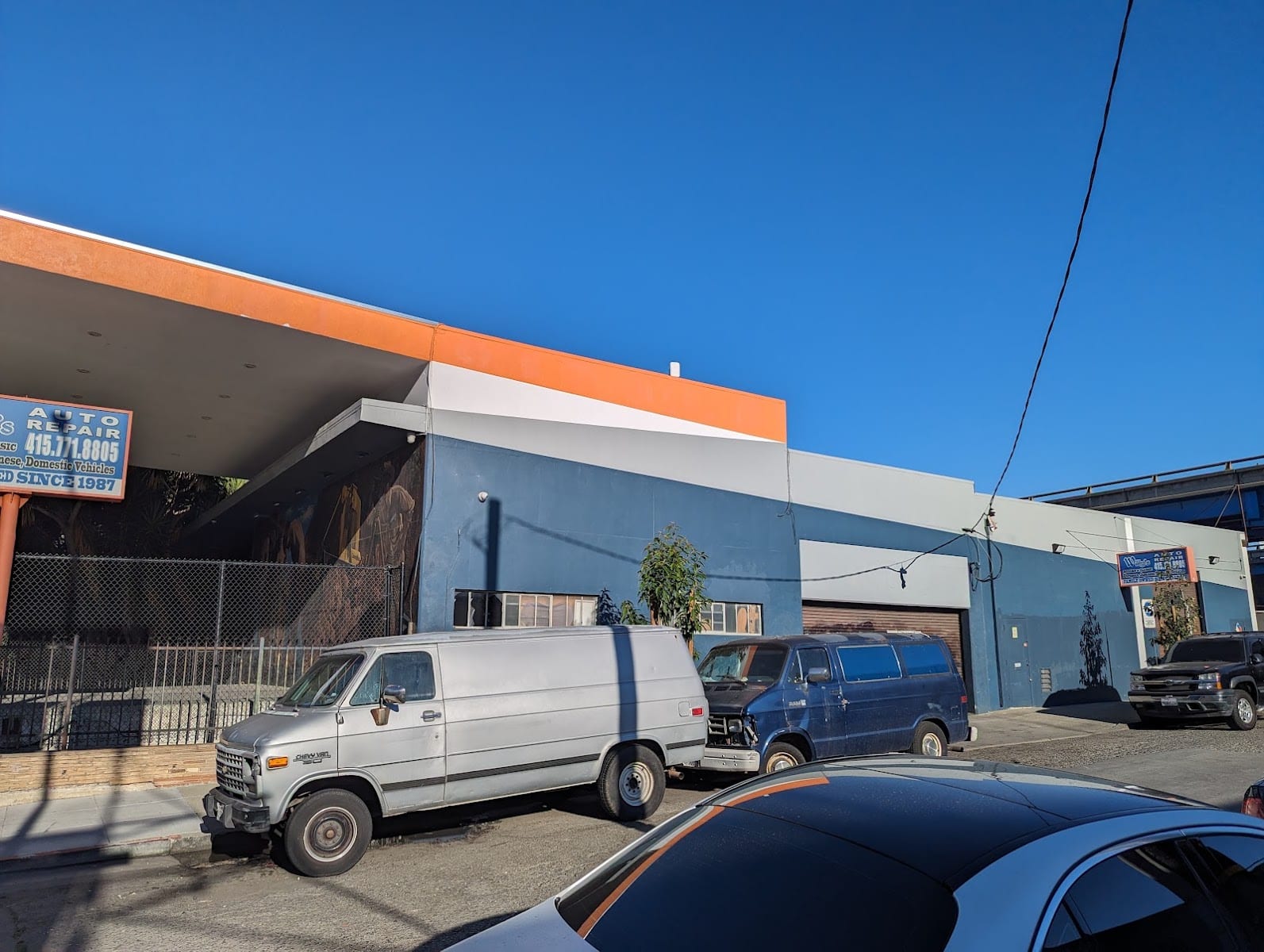 Willy's Auto Repair Shop