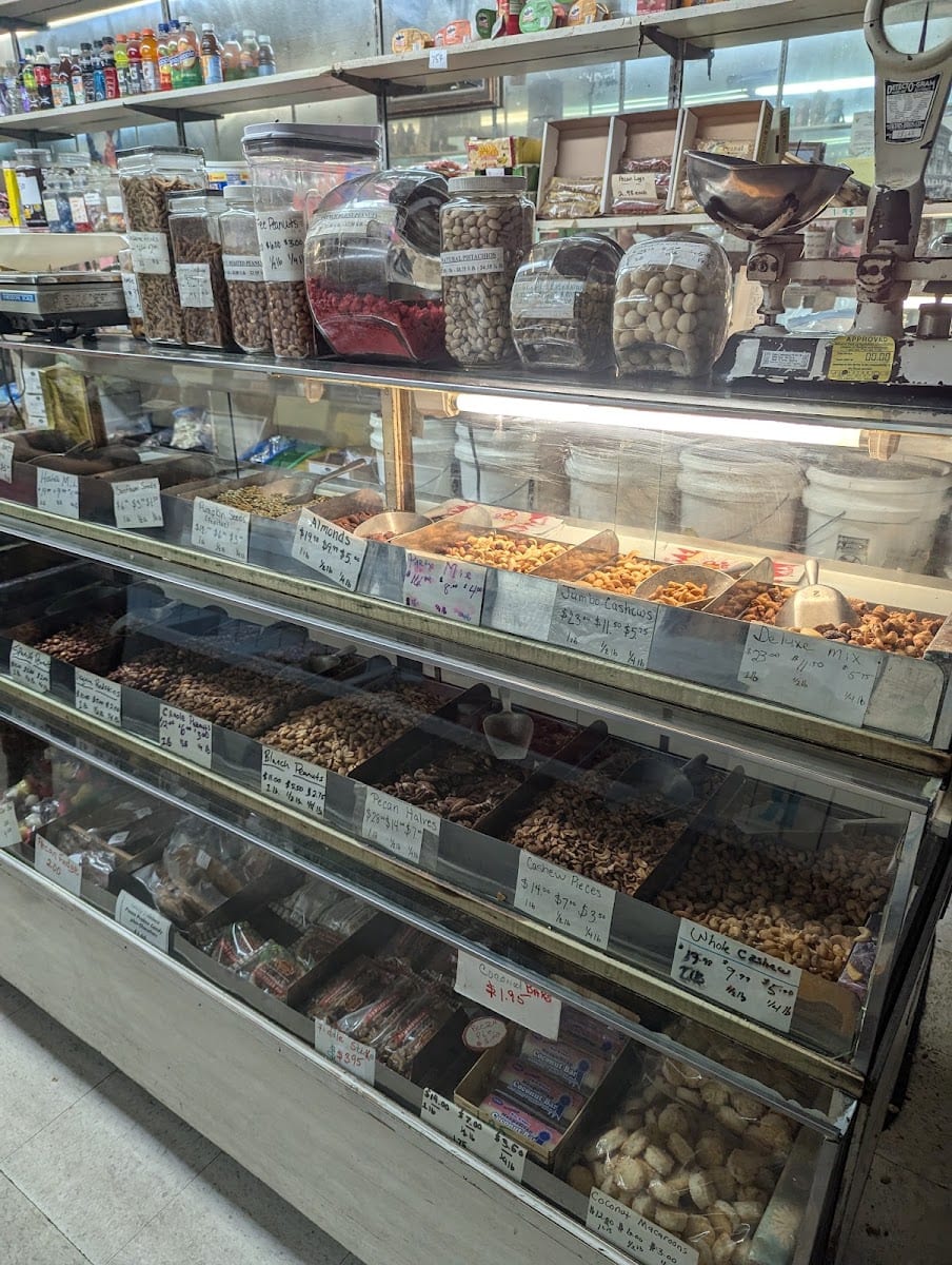 A & M Peanut Shop, photo 3