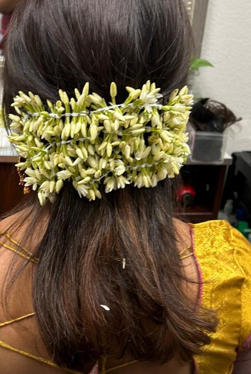 Sparkle Beauty - Eyebrow Threading, Skin Care & Hair CARE, photo 2