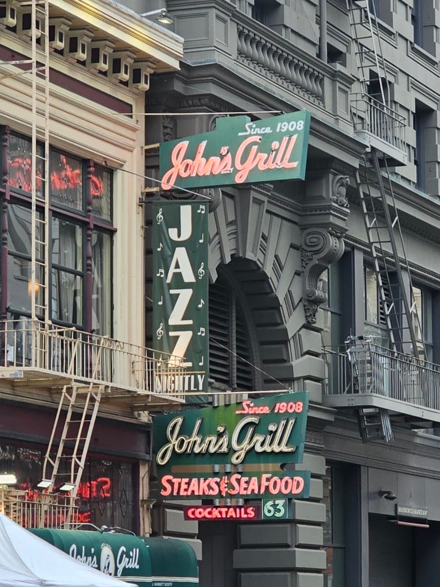 John's Grill