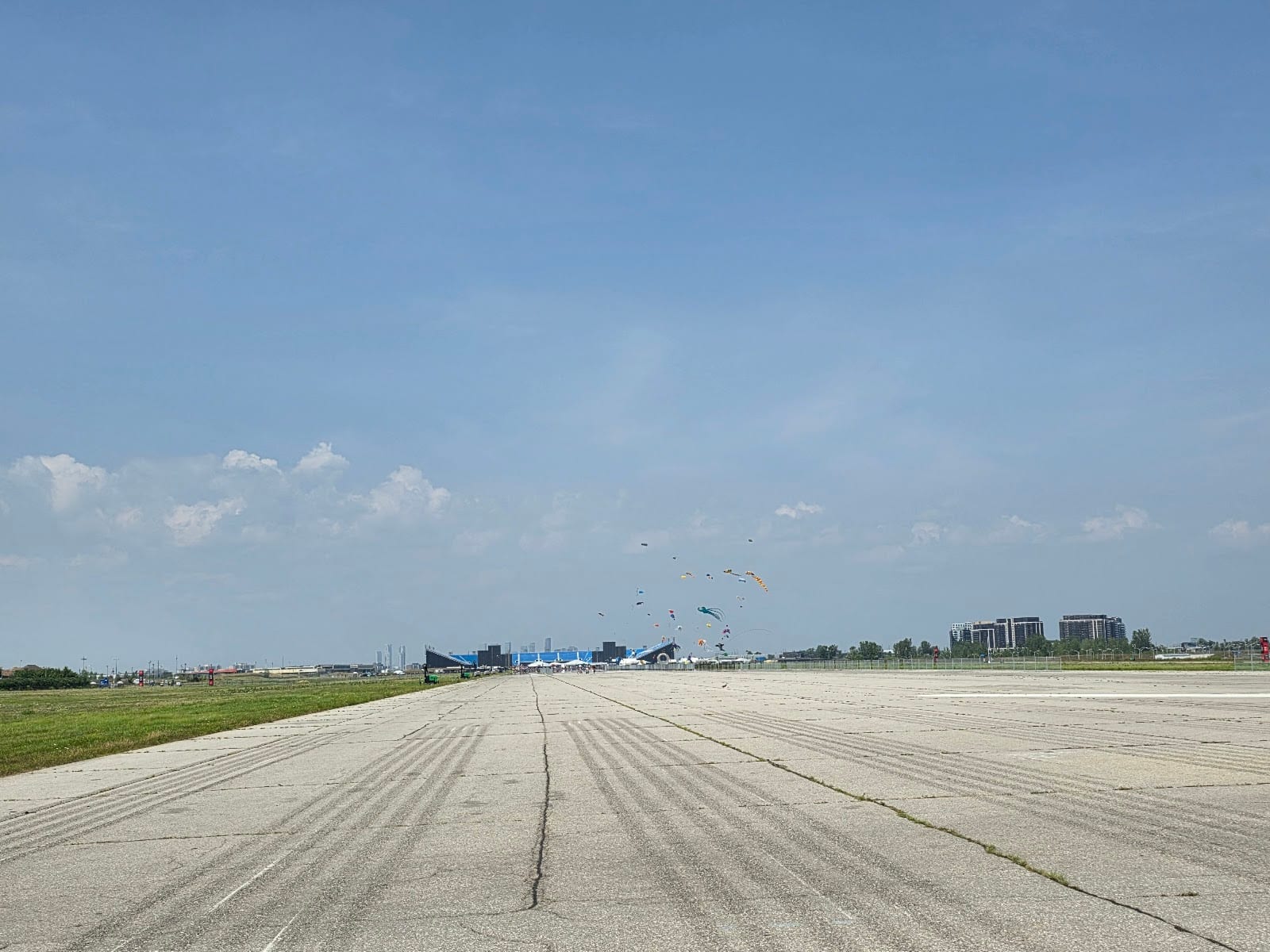 Hangar 5, YZD