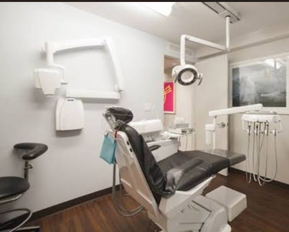 FamilySmile Emergency Dentist 24 Hours