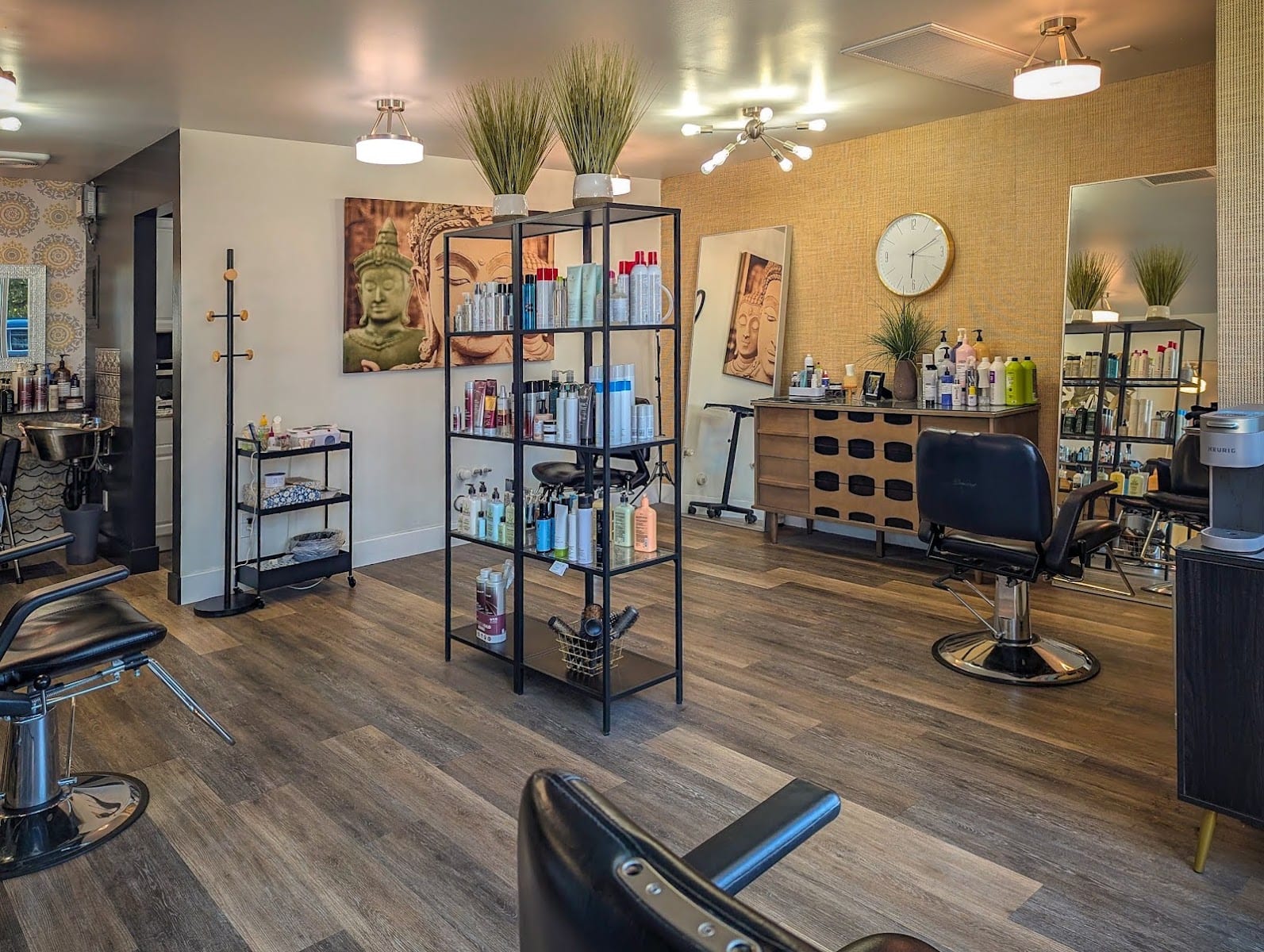 Orlando's Salon