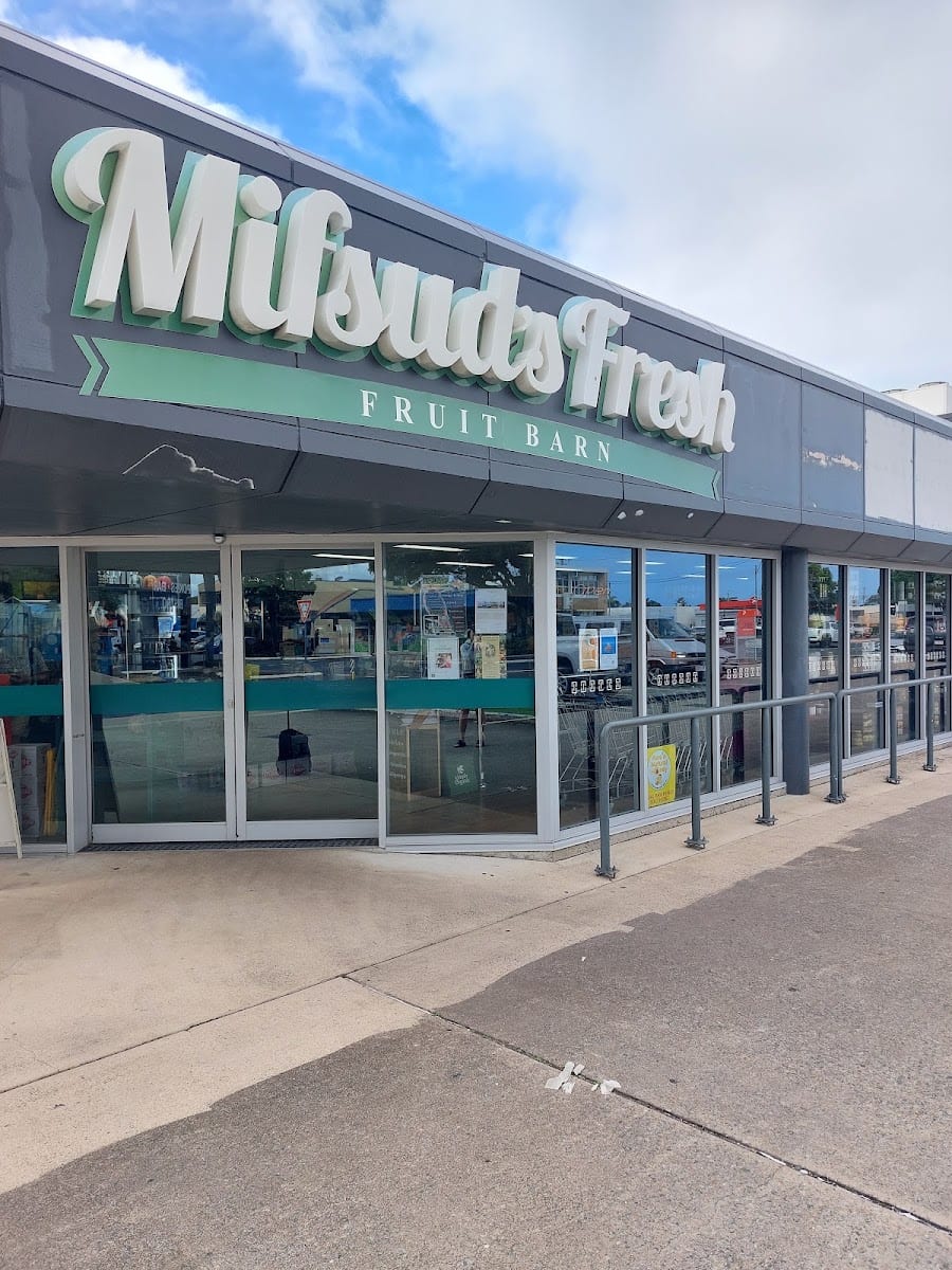 Mifsud's Fresh Fruit Barn