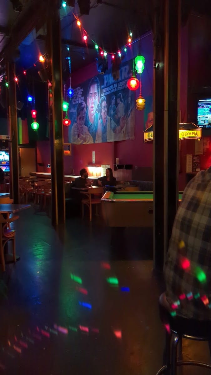 The Brotherhood Lounge, photo 2