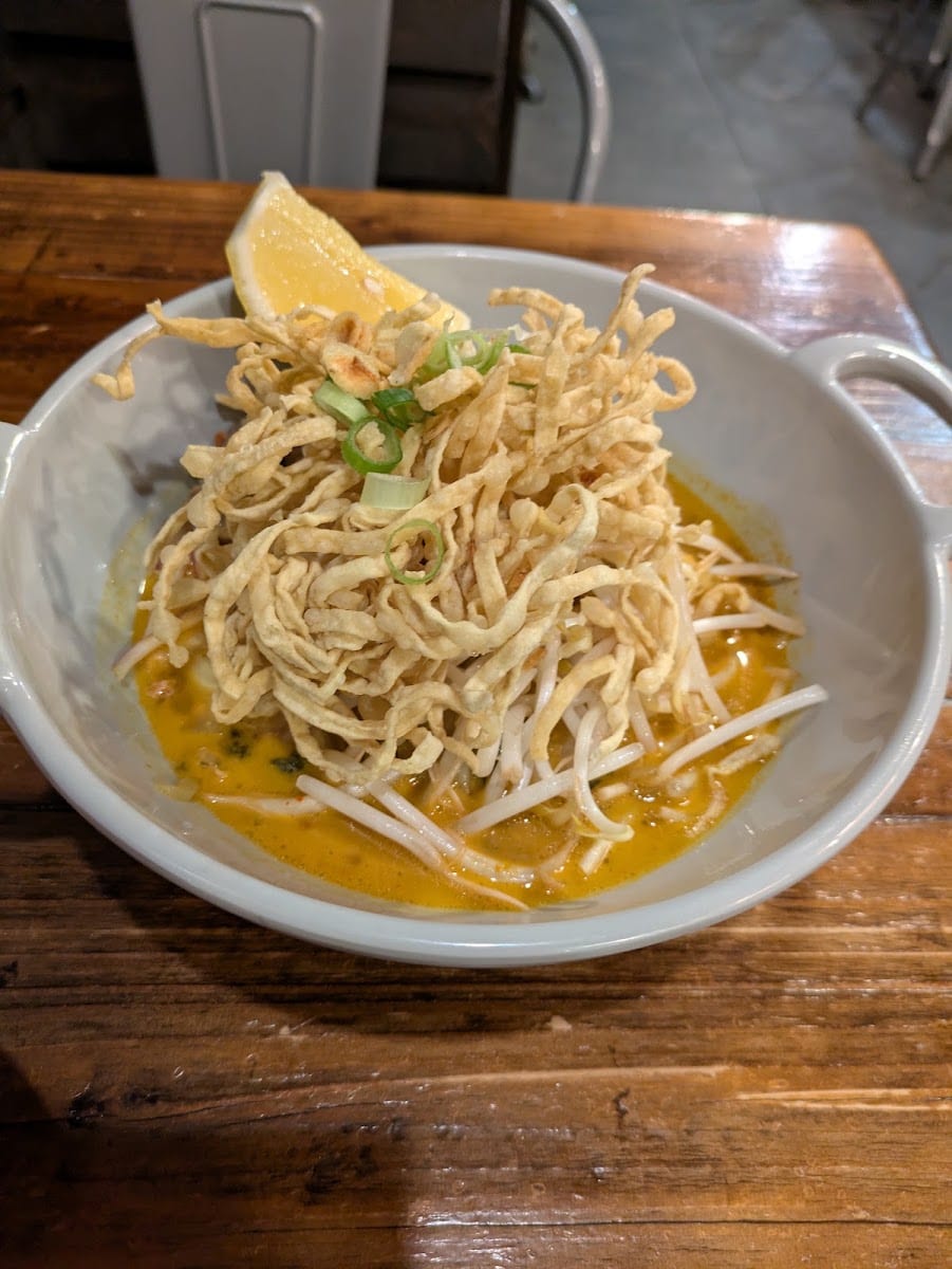 EAT BKK Thai Kitchen (Sheppard), photo 4