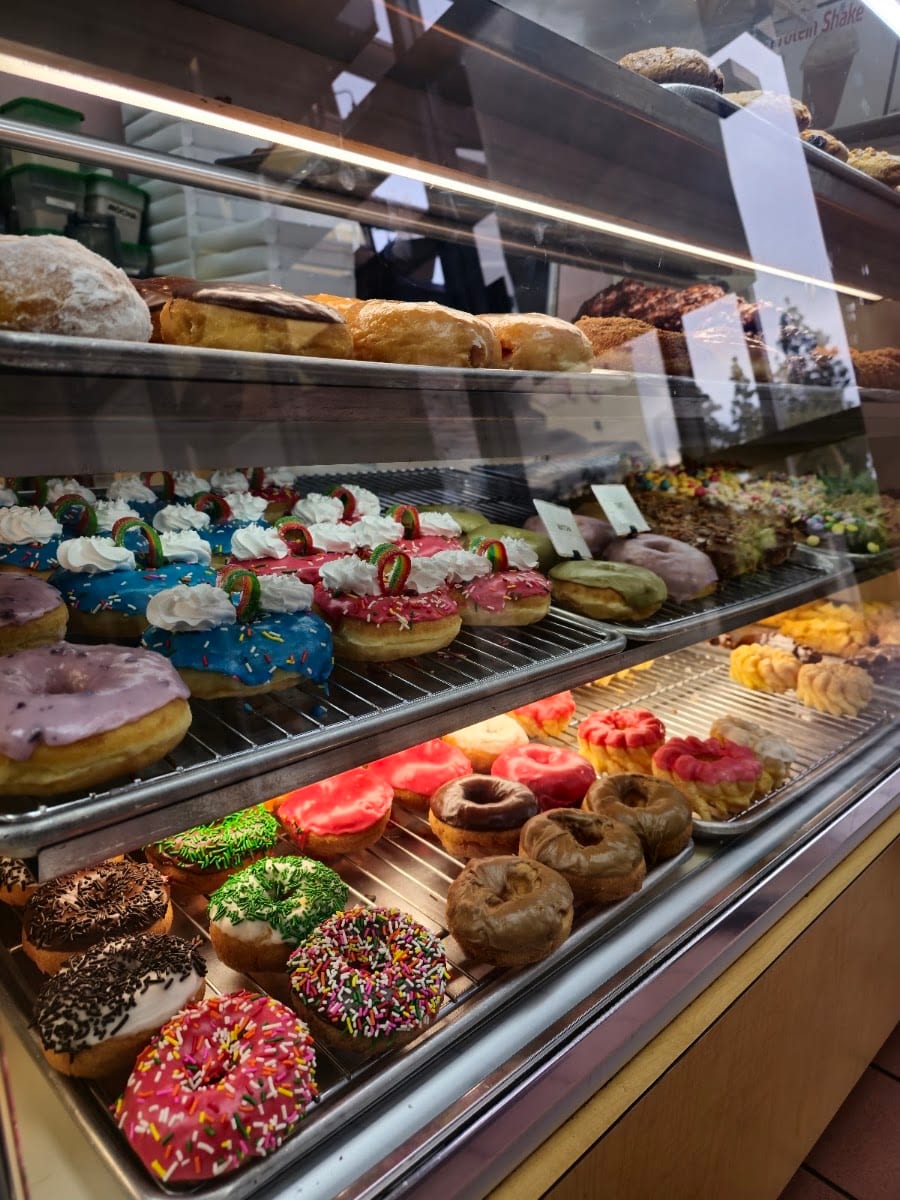 Luv’n Donuts