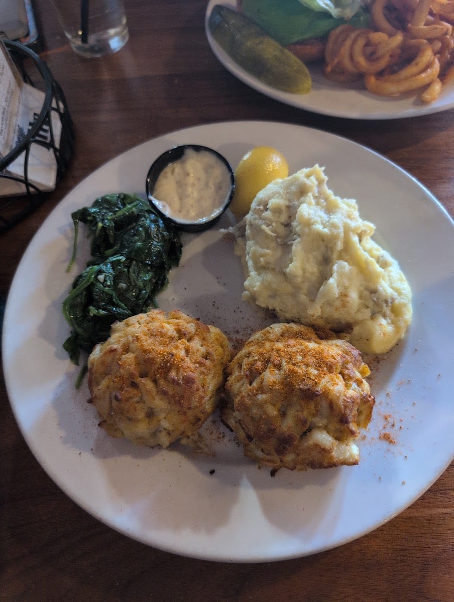 Dock Street Bar & Grill, photo 3