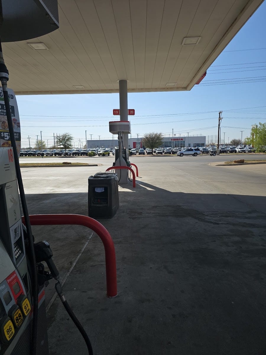 Phillips 66, photo 3