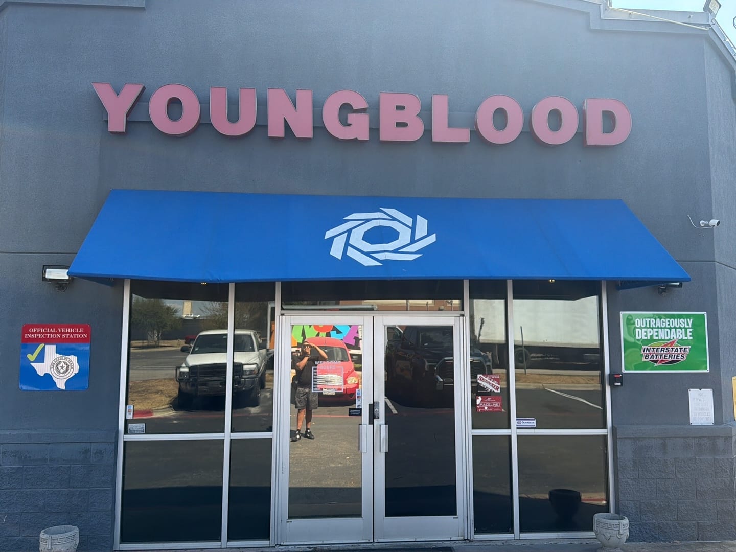 Youngblood Automotive & Tire - Louis Henna West