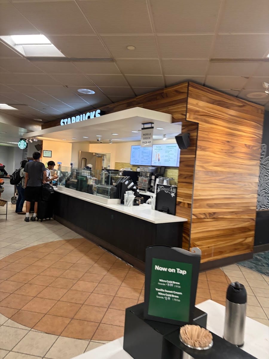 Starbucks (Gate G1, HNL), photo 3
