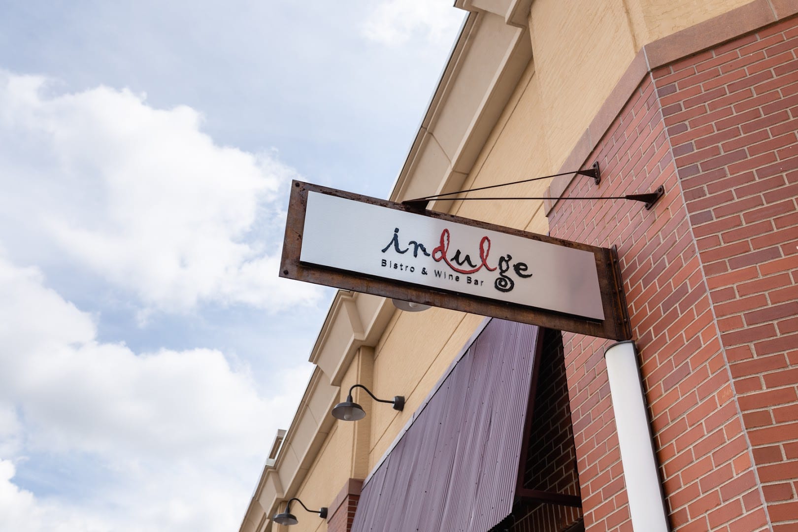 Indulge Bistro & Wine Bar, photo 4