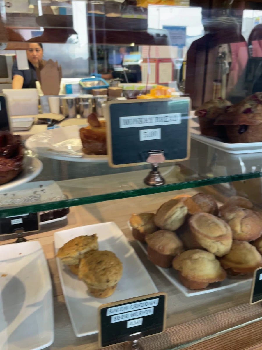 Devil's Teeth Baking Company, photo 2