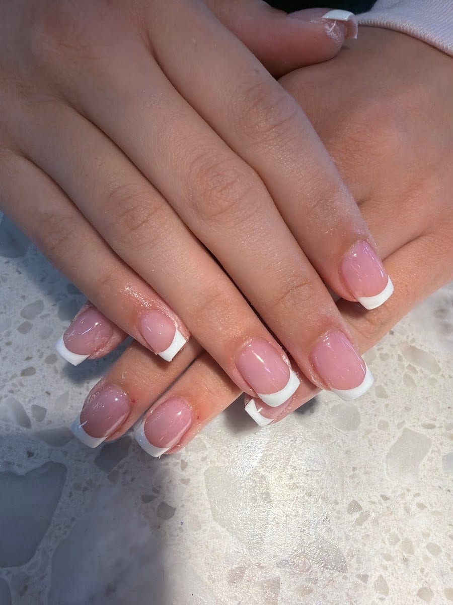 Hollywood Nails & Spa