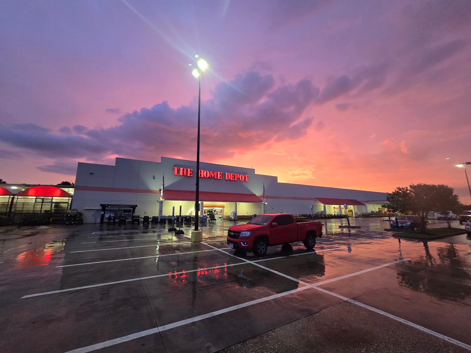 The Home Depot, photo 3