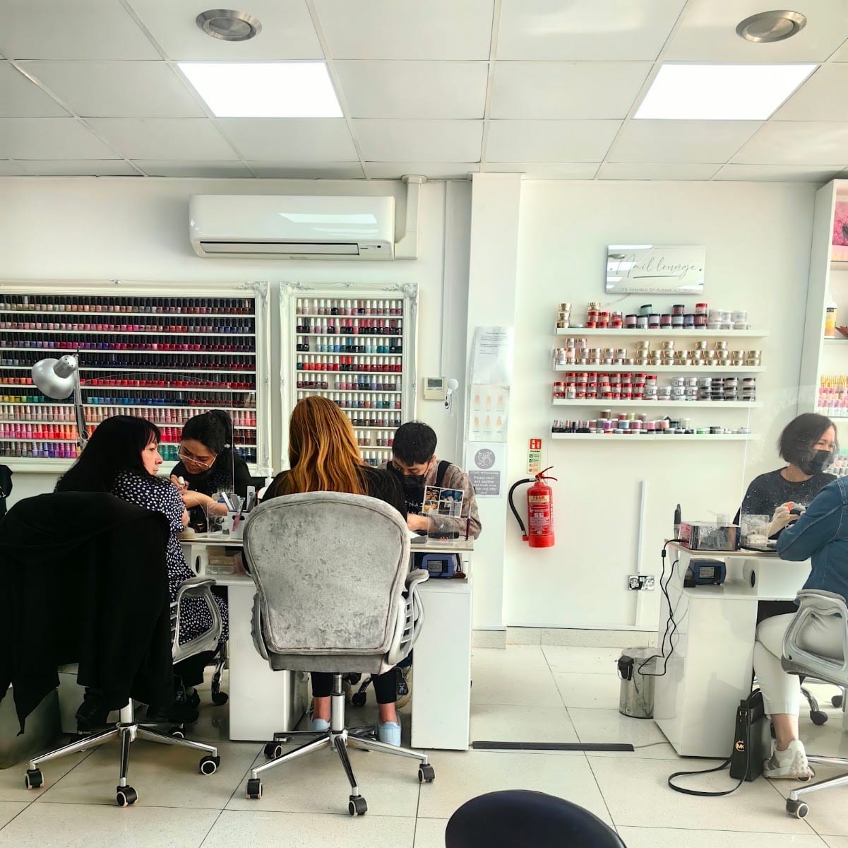 The Nail Lounge, photo 3
