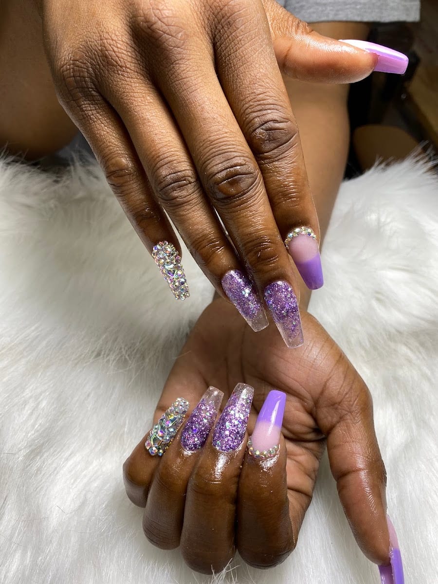 Studio Nails Salon & Spa