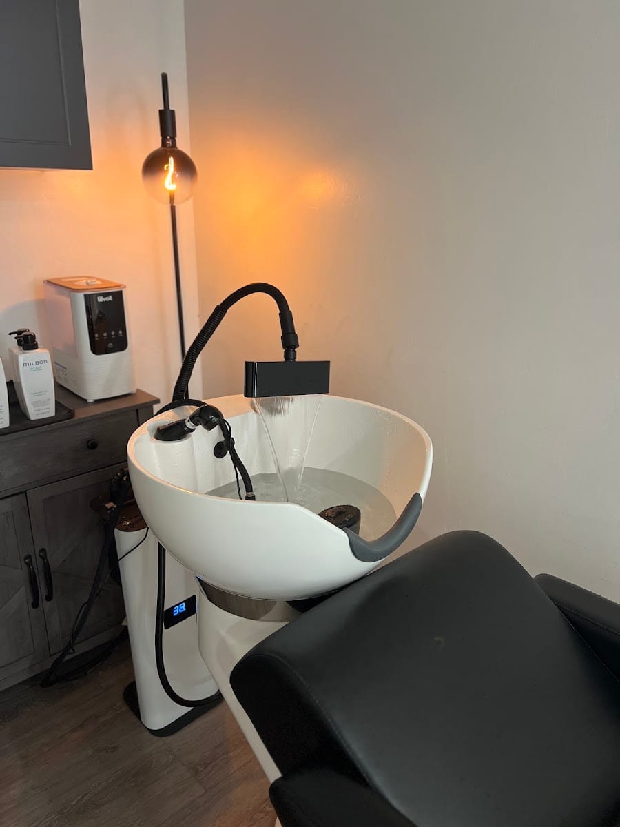 Empathy Salon And Scalp Treatments KAILUA, photo 4