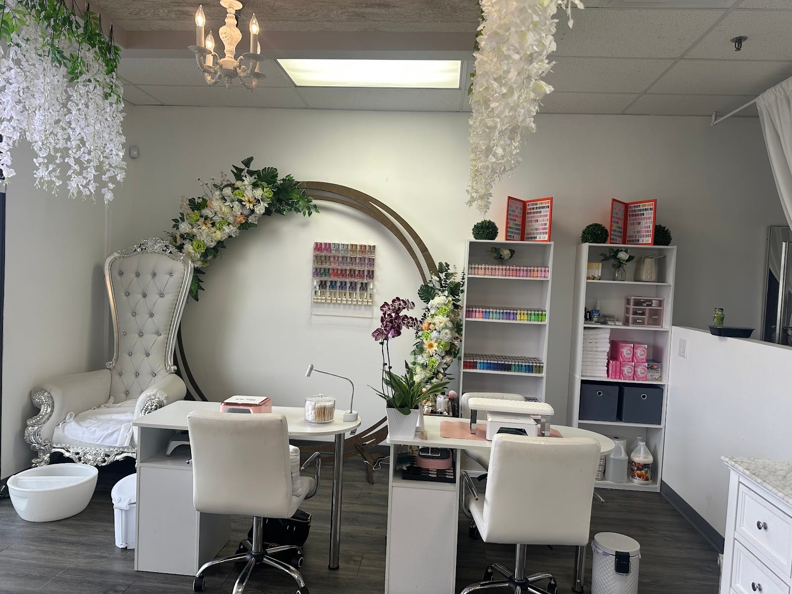 Renew Nail and Spa, photo 4