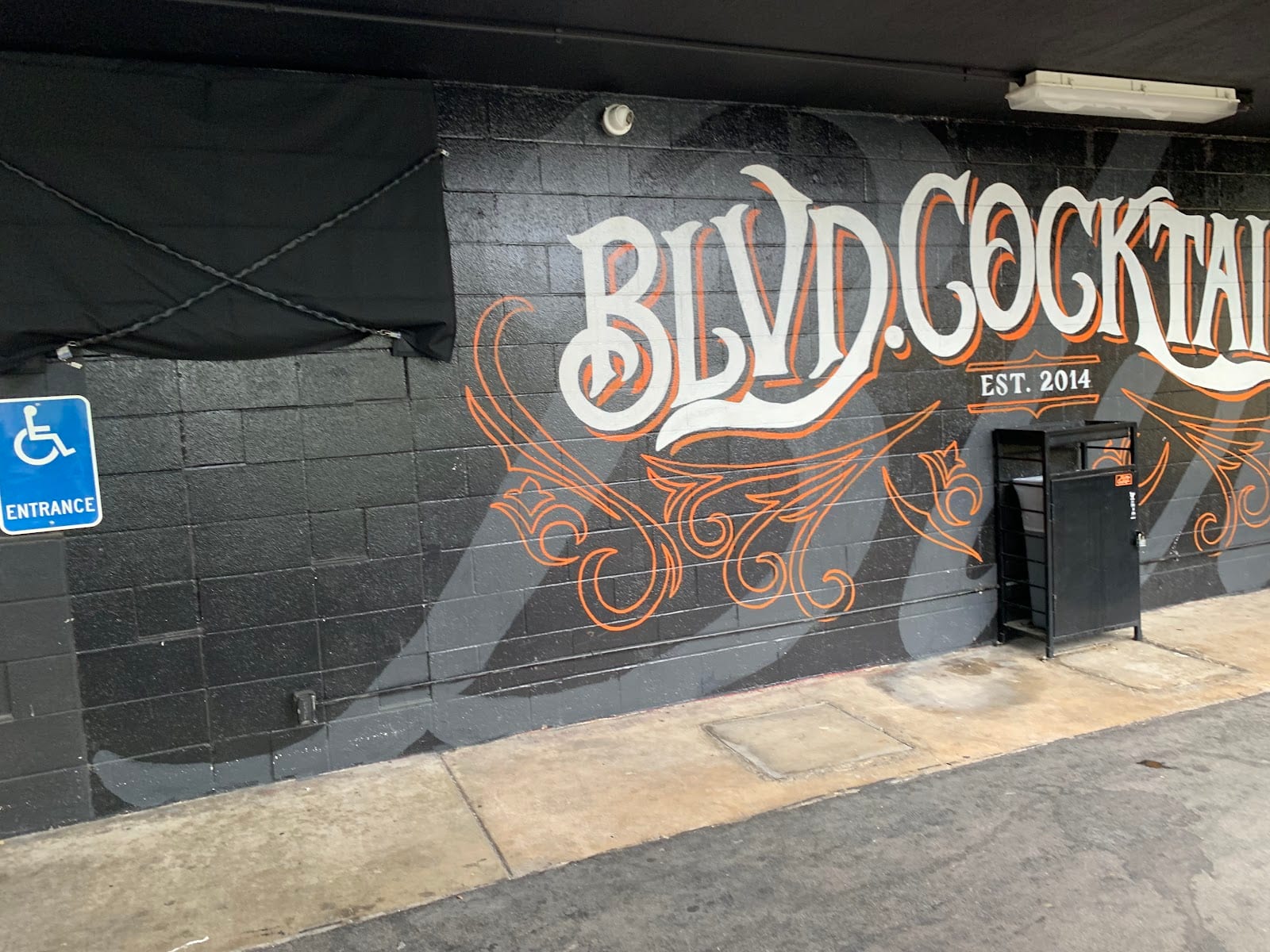 Blvd. Cocktails & Kitchen, photo 2
