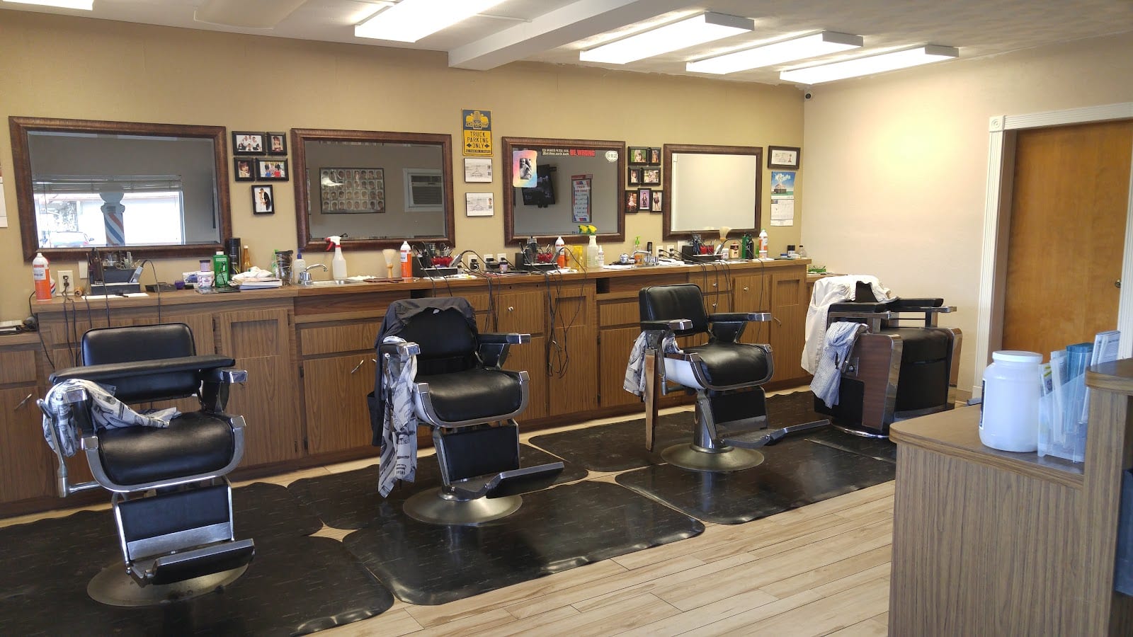 Perin's Barbershop