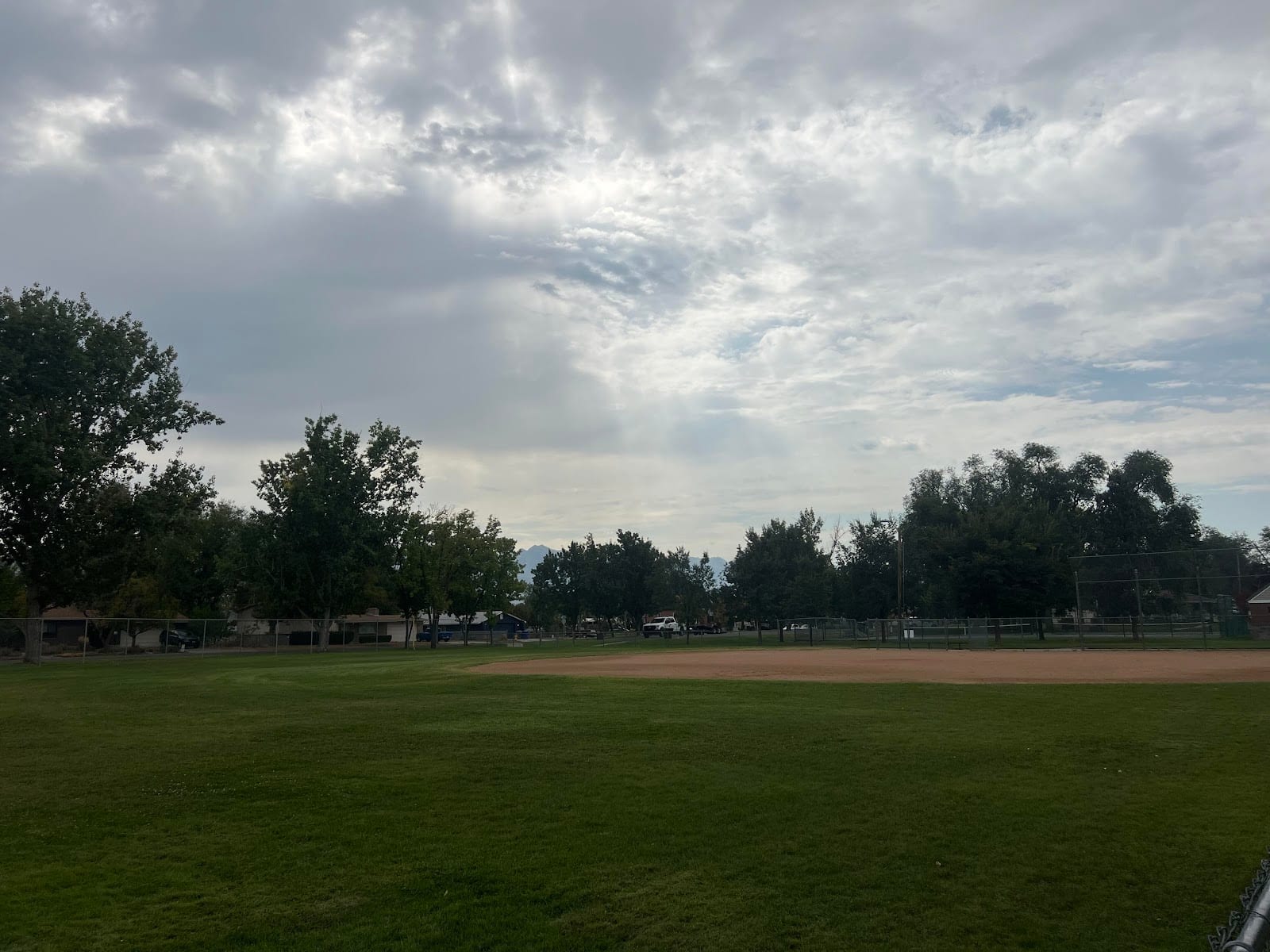 Popular grove tennis court 1, photo 2