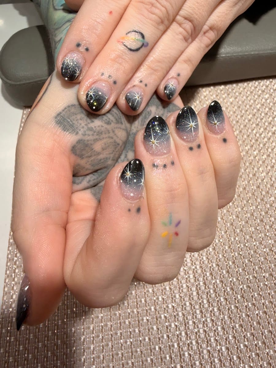 Lisa's Nails, photo 4
