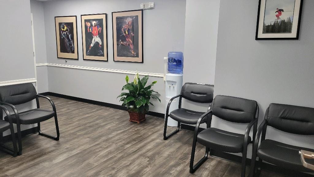 Tampa Bay Orthopaedics: Dr. C Barry Craythorne MD