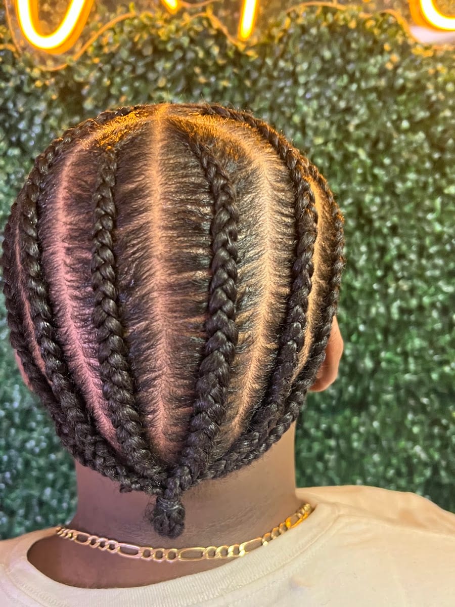 V.T. Studios Salon & barber shop, photo 2