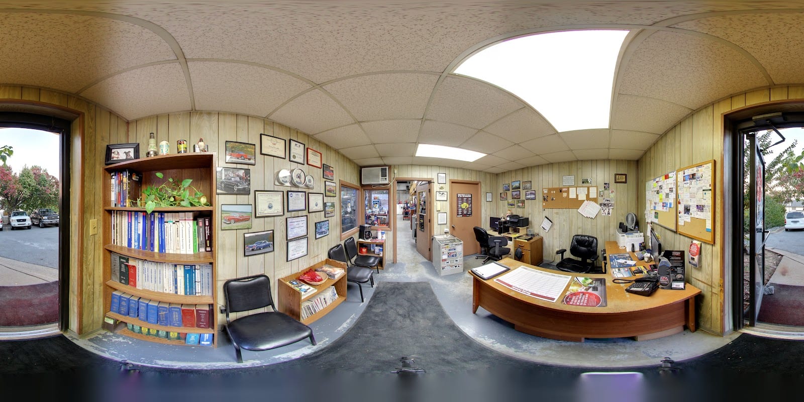 Hinson Loop Automotive, photo 2