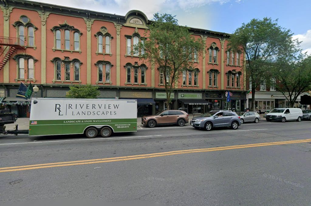 Thompson Real Estate Team, photo 2