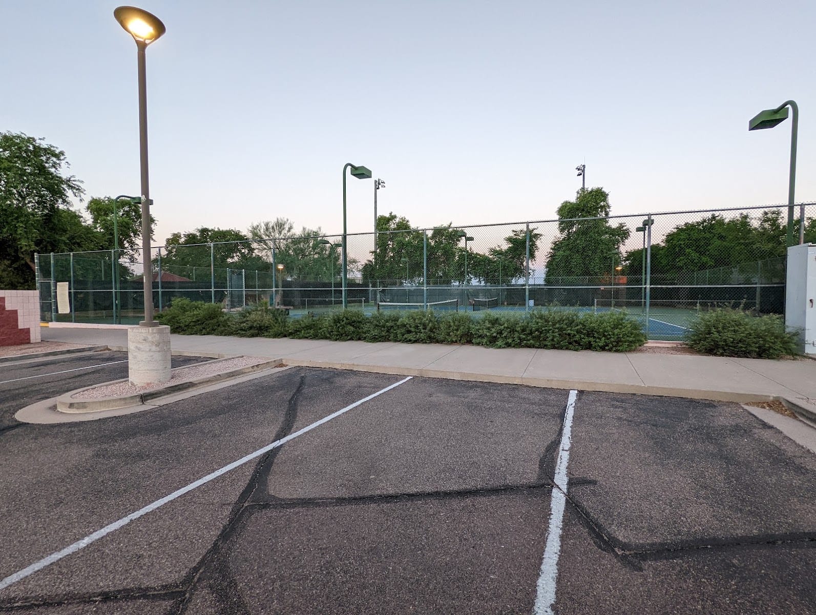 Aztec Park Tennis Court, photo 2