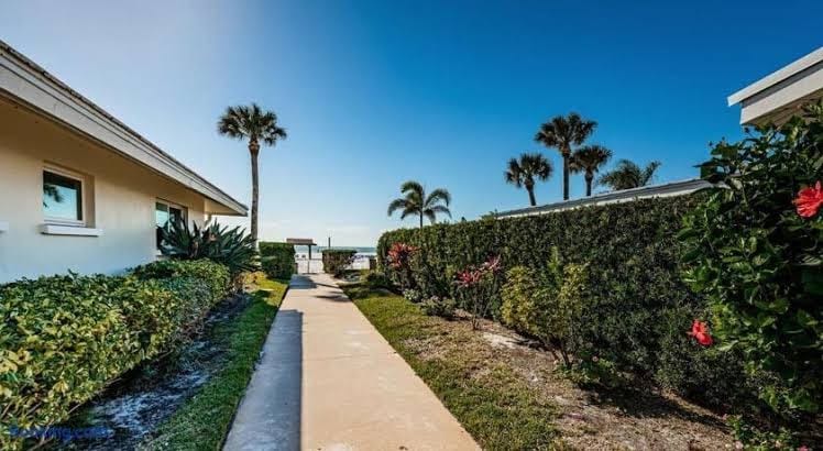 Siesta Key Beach - 2 Bedroom - 3 Beds - 3 Bathroom Duplex with Heated Swimming Pool, photo 3