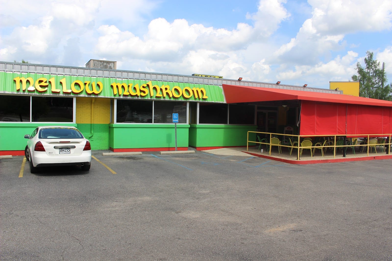 Mellow Mushroom Mobile, photo 2