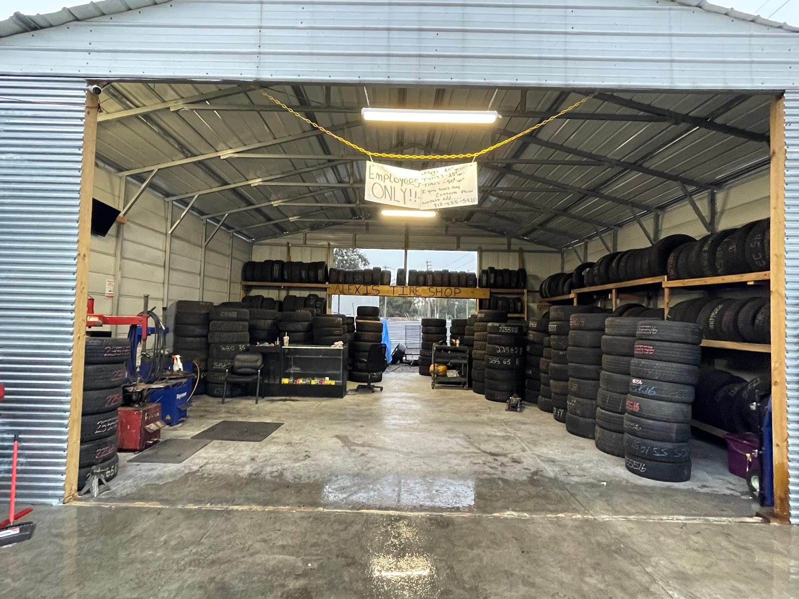 Alexis Tire Shop