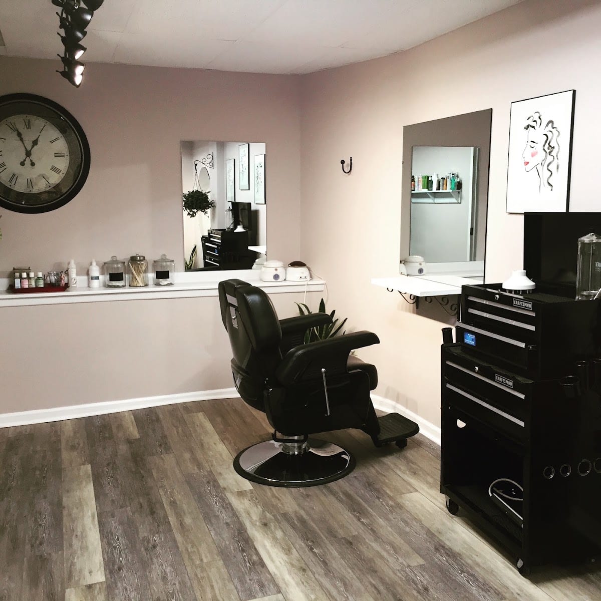 Tiffany Claire Salon