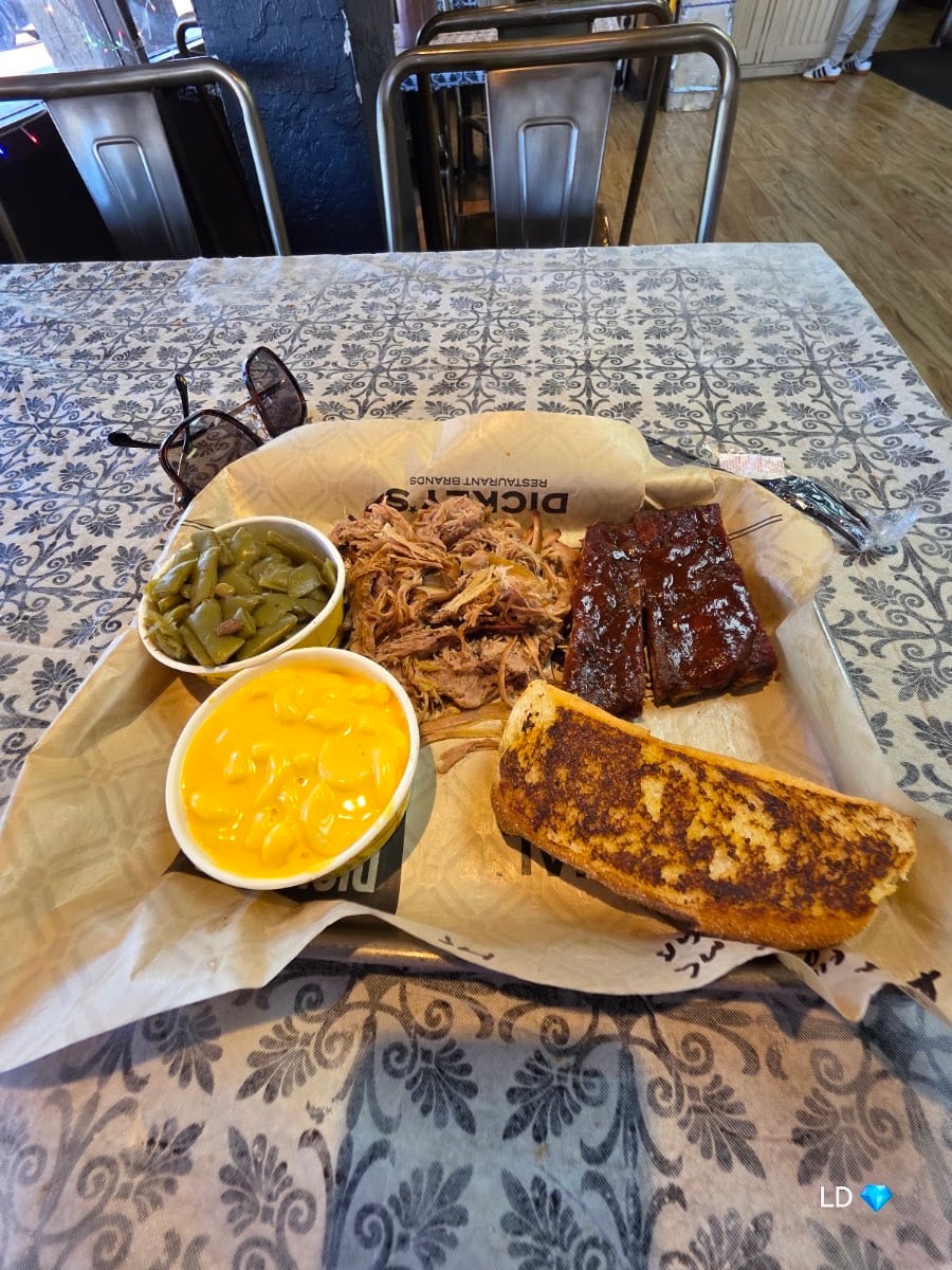 Dickey's Barbecue Pit, photo 4