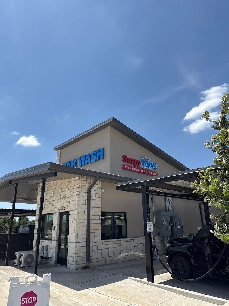 Soapy Falls Express Car Wash Round Rock, photo 3