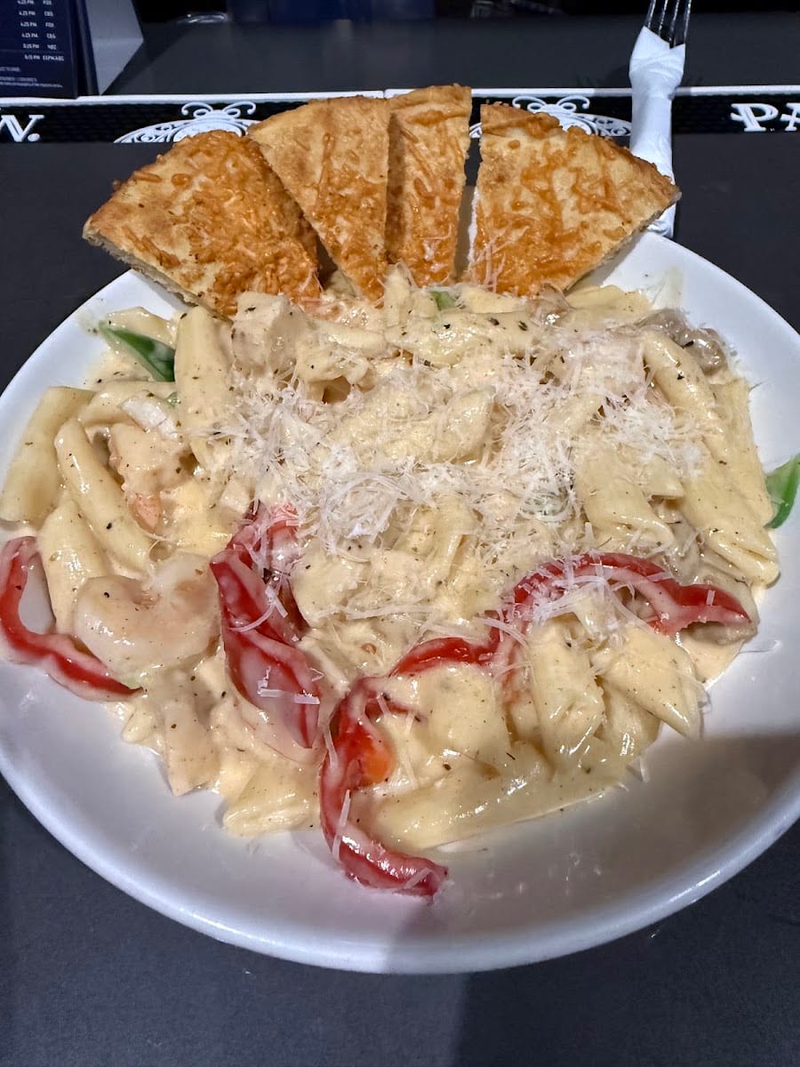 Boston's Pizza Restaurant & Sports Bar