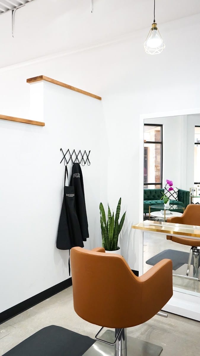 Oak and Eden Studio Salon, photo 4