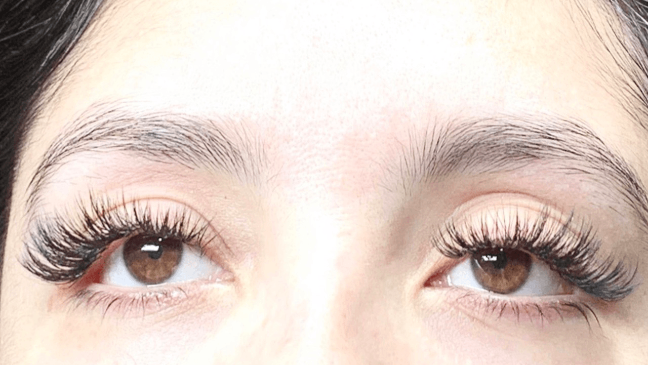 Mesmerizing Lashes, photo 4