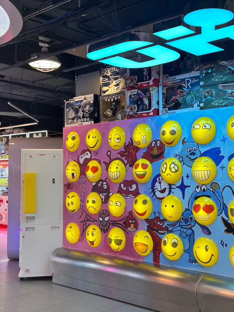 OHYO SPREE— Claw Machine Arcade, photo 2