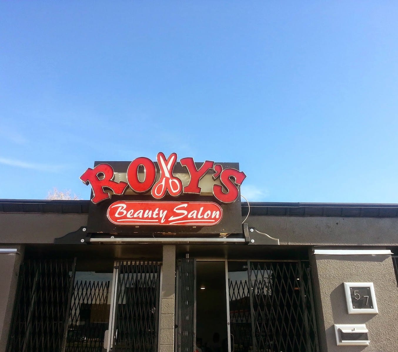 Roxy's Beauty Salon