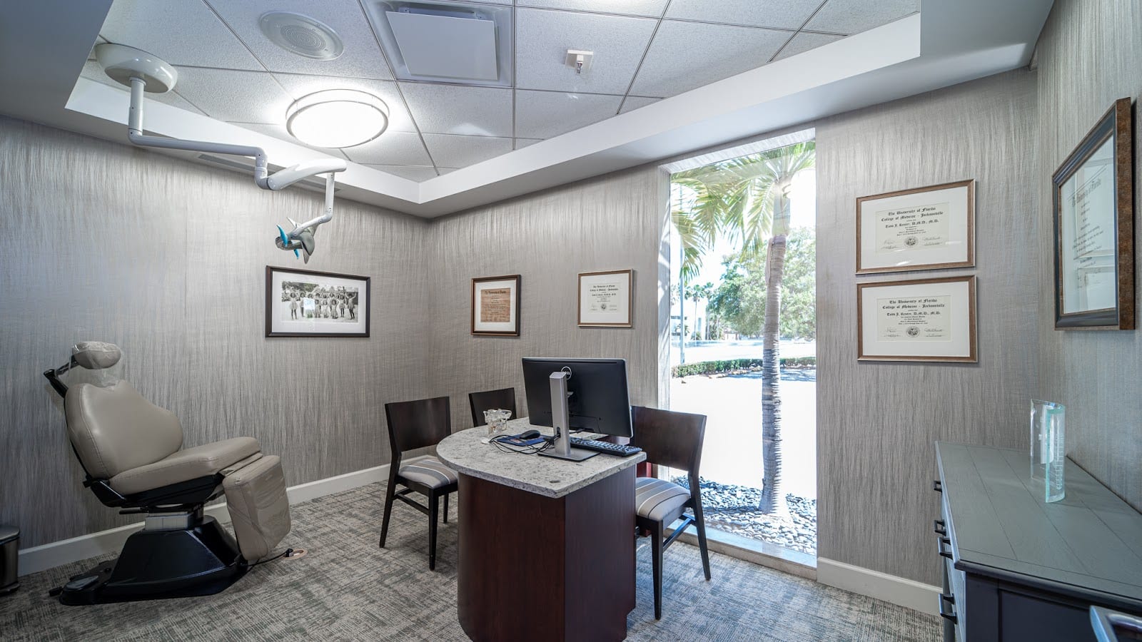 Sarasota Oral & Implant Surgery, photo 3