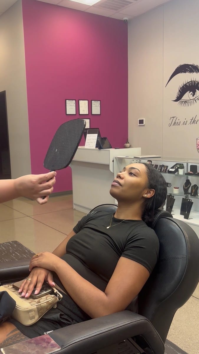 Royal Threading Studio, photo 3