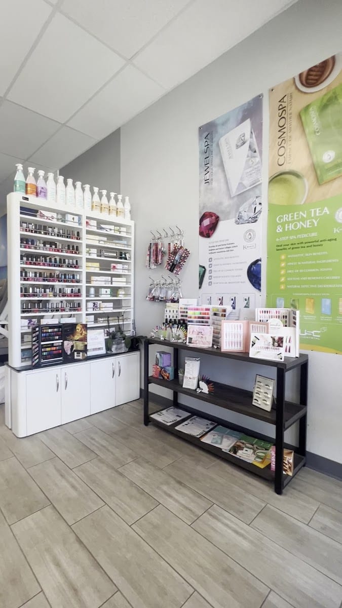Retreat Nail Spa, photo 2