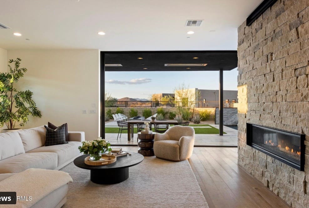 David Arustamian - Russ Lyon Sotheby's International Realty, photo 3